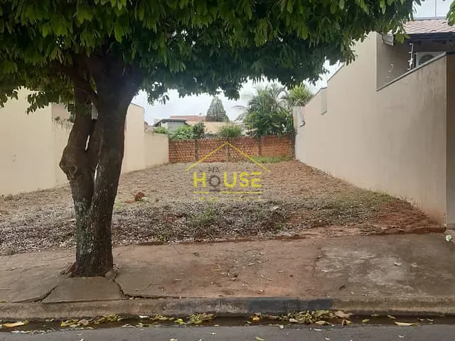 Terreno com 300m², à venda, no bairro San Remo em Votuporanga