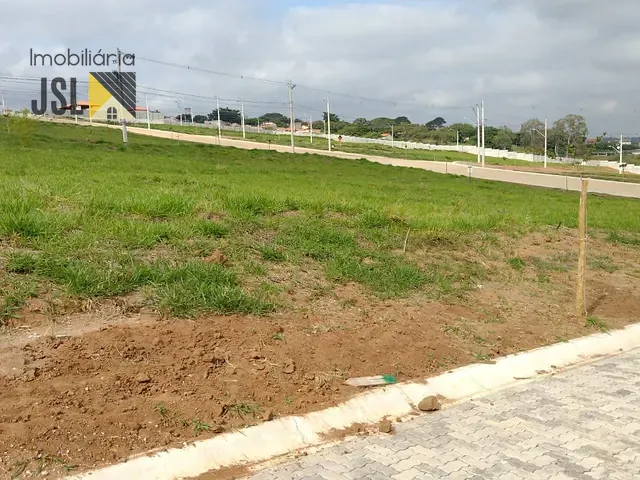 Terreno com 360m², à venda, no bairro Jardim Maria Cândida em Caçapava