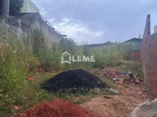 Terreno com 330m², à venda, no bairro Residencial Samambaia em Mococa
