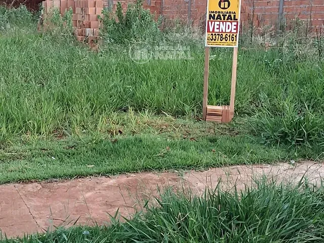 Terreno com 250m², à venda, no bairro Jardim Anaterra em Londrina