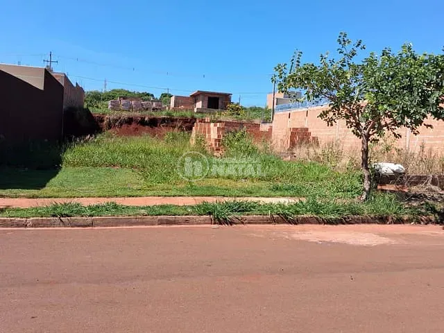 Terreno com 250m², à venda, no bairro Jardim Anaterra em Londrina