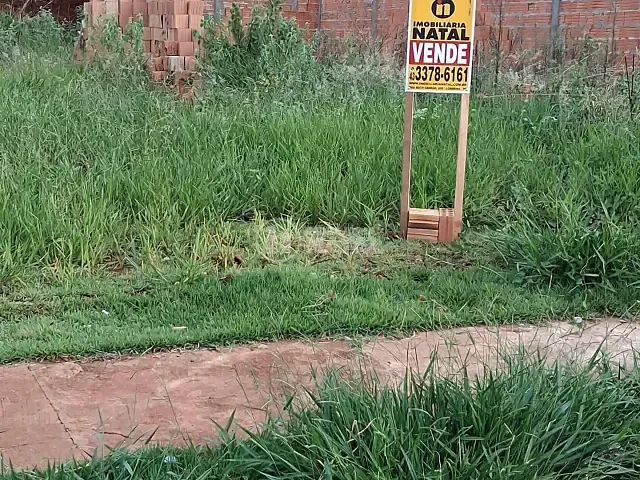 Terreno com 250m², à venda, no bairro Jardim Anaterra em Londrina