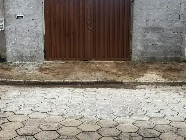 Terreno com 180m², à venda, no bairro Jardim Kennedy em Poços de Caldas