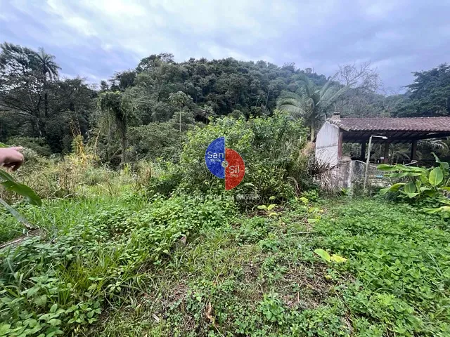 Terreno com 1840m², à venda, no bairro Corujas em Guapimirim