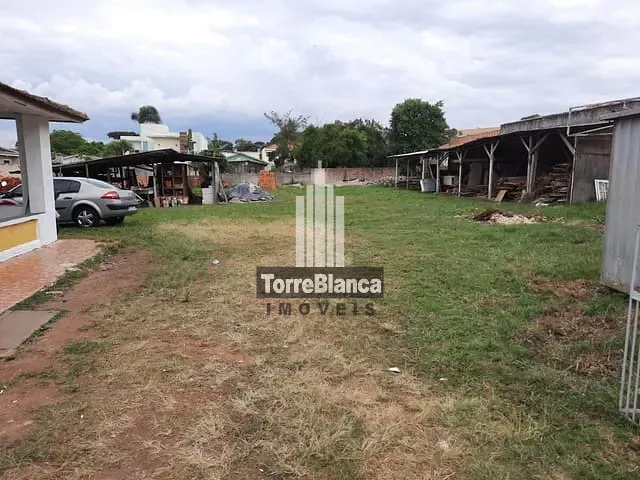 Terreno com 1452m², à venda, no bairro Uvaranas em Ponta Grossa