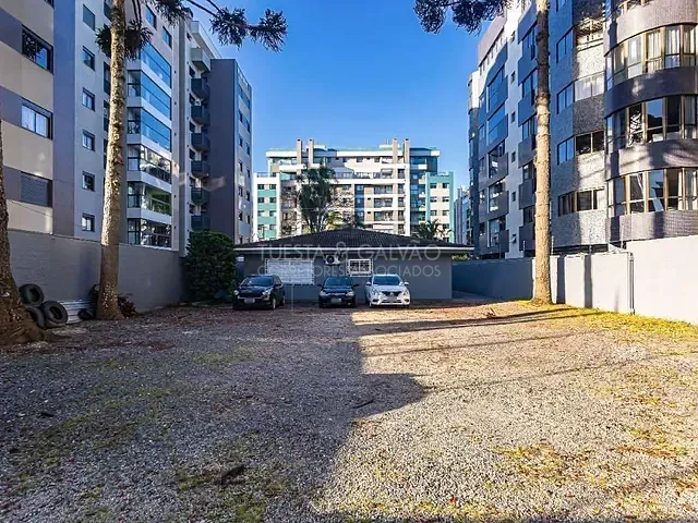 Terreno com 1m², à venda, no bairro Bacacheri em Curitiba