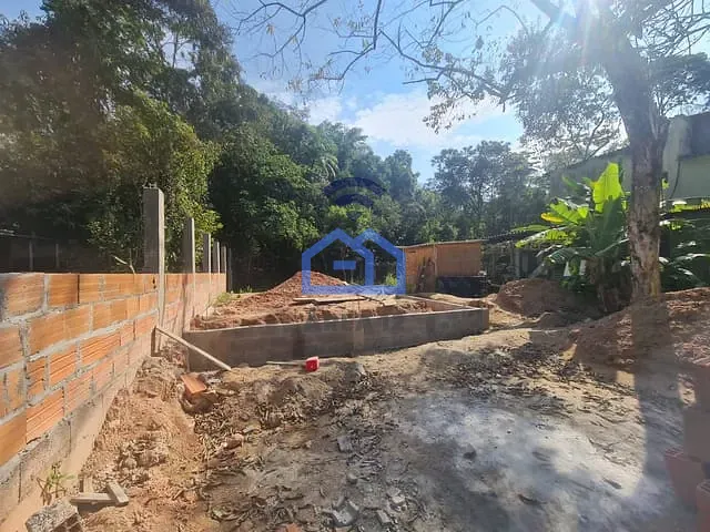Terreno com 270m², à venda, no bairro Massaguaçu em Caraguatatuba