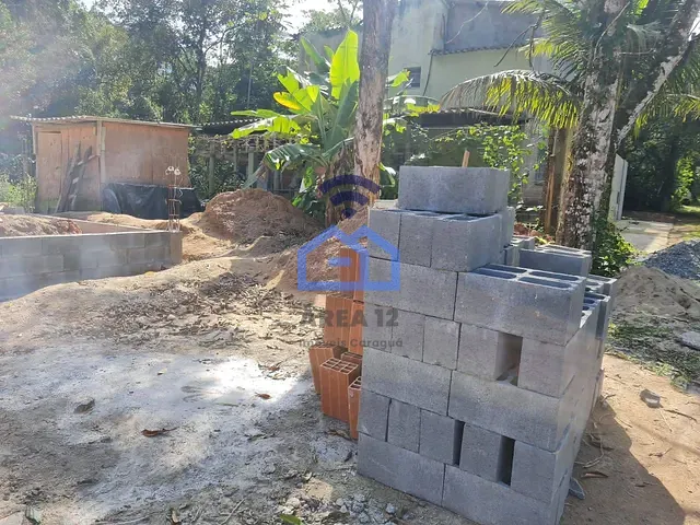 Terreno com 270m², à venda, no bairro Massaguaçu em Caraguatatuba