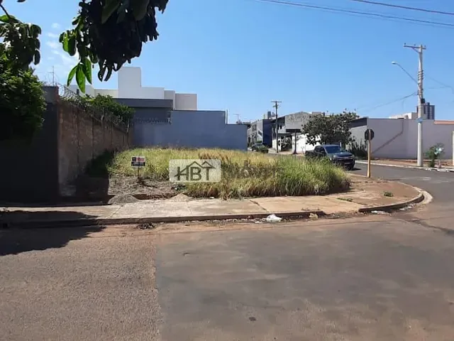 Terreno com 242m², à venda, no bairro Jardim América em Bauru