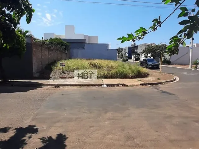 Terreno com 242m², à venda, no bairro Jardim América em Bauru
