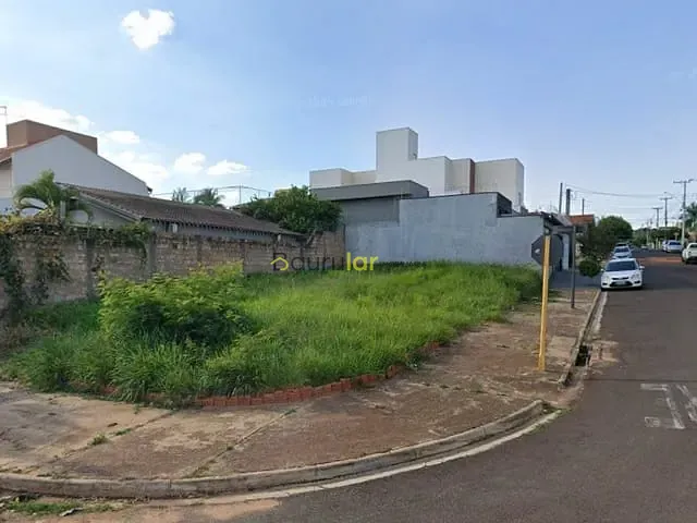 Terreno com 242m², à venda, no bairro Jardim América em Bauru