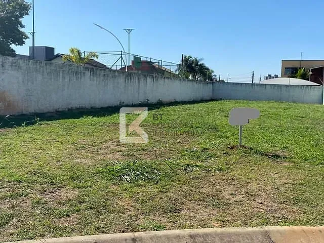 Terreno com 300m², à venda, no bairro Jardim Residencial Dona Lucilla em Indaiatuba