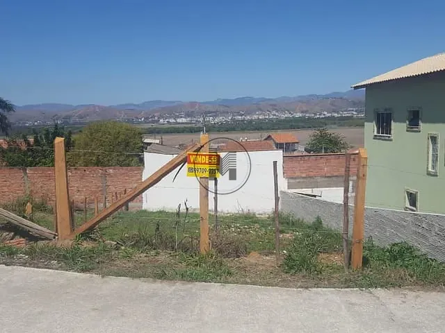 Terreno com 275m², à venda, no bairro Santa Luzia em Guaratinguetá