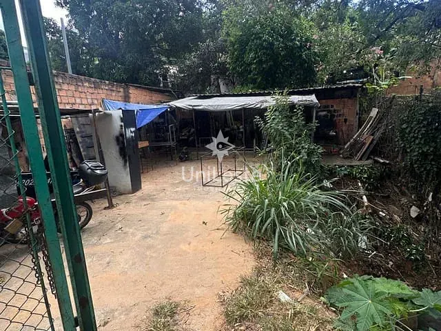 Terreno com 200m², à venda, no bairro Taquaril em Belo Horizonte
