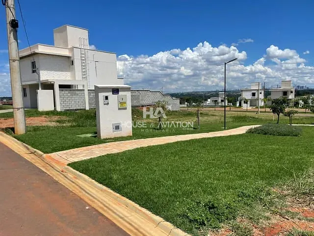 Terreno com 267m², à venda, no bairro JARDINS PARMA em Senador Canedo