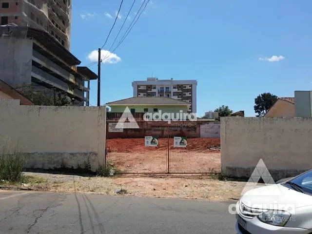 Terreno com 660m², à venda, no bairro Centro em Ponta Grossa