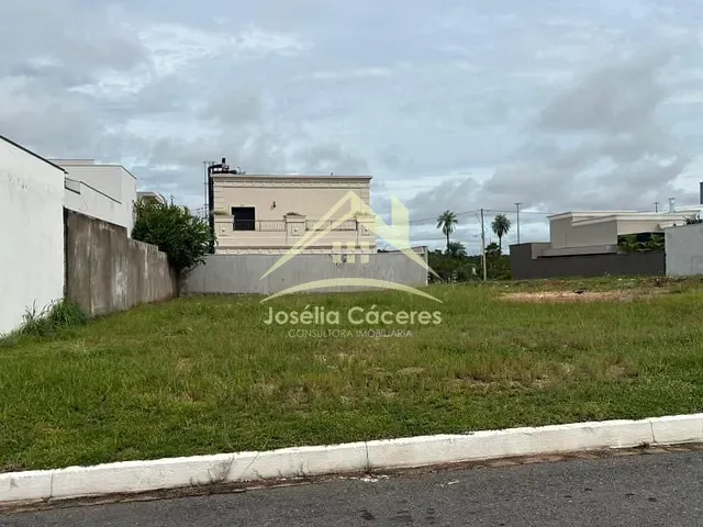 Terreno com 440m², à venda, no bairro Ribeirão do Lipa em Cuiabá