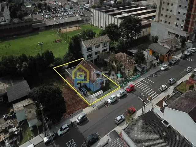 Terreno com 544m², à venda, no bairro Centro em Concórdia