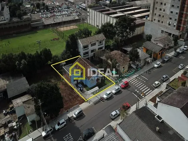 Terreno com 544m², à venda, no bairro Centro em Concórdia