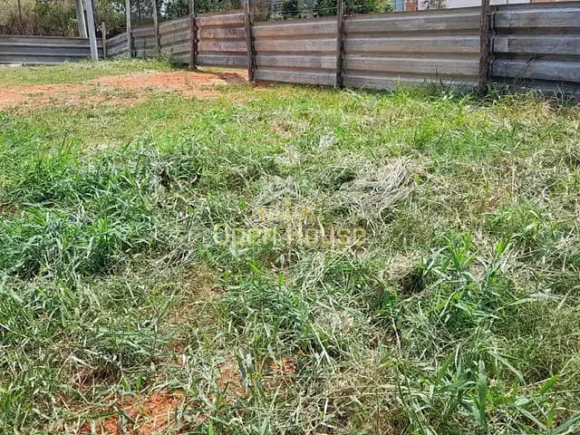 Terreno com 300m², à venda, no bairro Roma em Volta Redonda