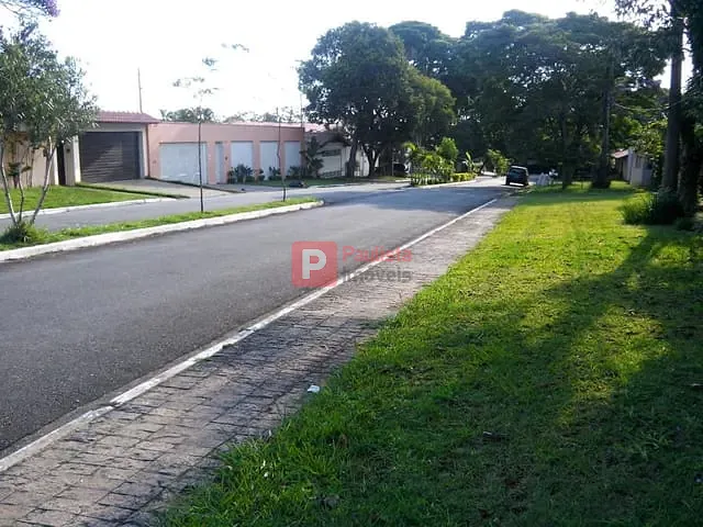 Terreno com 1400m², à venda, no bairro Interlagos em São Paulo