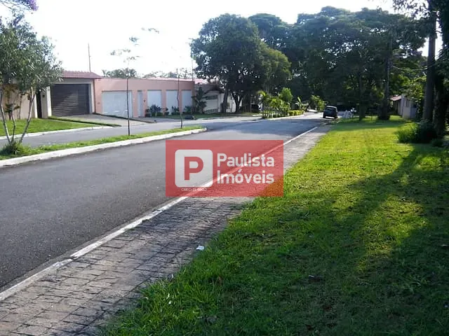 Terreno com 1400m², à venda, no bairro Interlagos em São Paulo