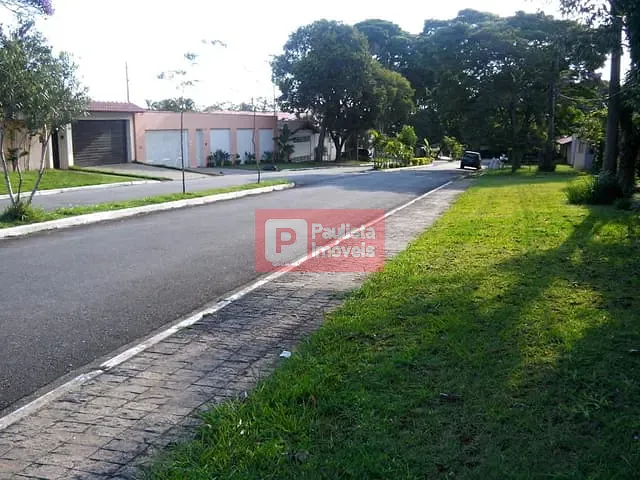 Terreno com 1400m², à venda, no bairro Interlagos em São Paulo