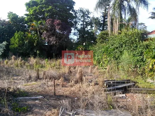 Terreno com 1400m², à venda, no bairro Interlagos em São Paulo