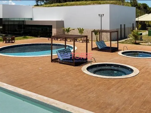 Terreno com 464m², à venda, no bairro Nossa Senhora da Vitória em Ilhéus