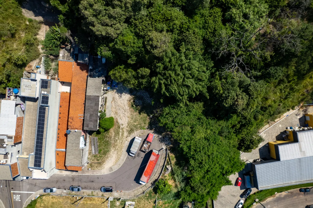 Terreno residencial para venda em Jardim Palermo, 554m²