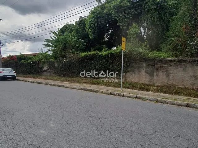 Terreno com 494m², para alugar, no bairro Santa Branca em Belo Horizonte