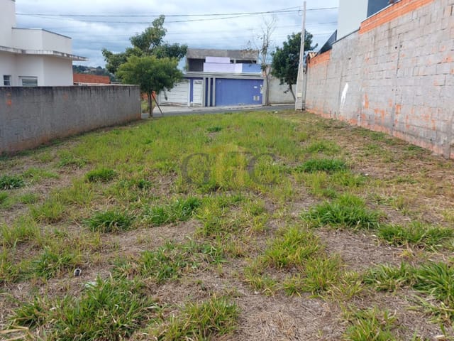 Terreno com 250m², à venda, no bairro Jardim São Lucas em Salto de Pirapora
