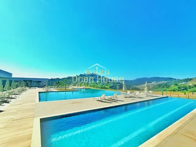 Terreno com 242m², à venda, no bairro Casa de Pedra em Volta Redonda