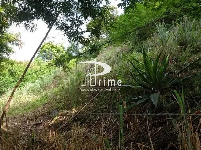 Terreno com 1350m², à venda, no bairro Piratininga em Niterói