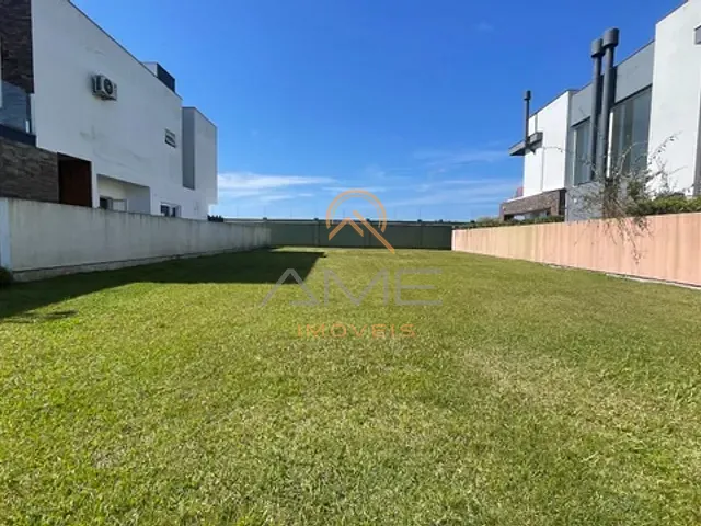 Terreno com 409m², à venda, no bairro São Gonçalo em Pelotas