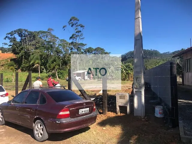 Terreno com 2000m², à venda, no bairro oliveira em Tijucas