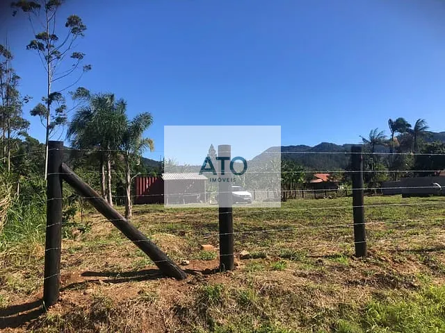 Terreno com 2000m², à venda, no bairro oliveira em Tijucas