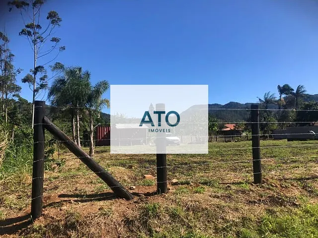 Terreno com 2000m², à venda, no bairro oliveira em Tijucas