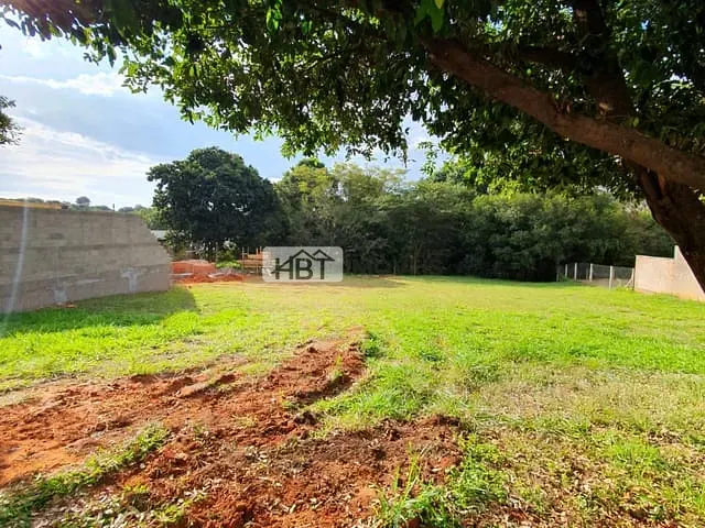 Terreno com 436m², à venda, no bairro Residencial Vale Florido em Piratininga