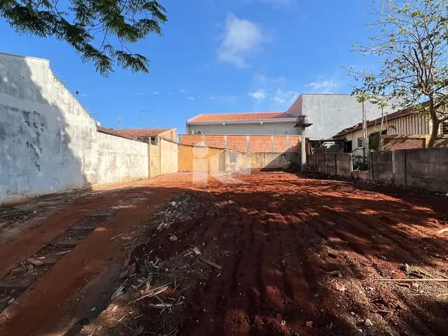 Terreno com 315m², à venda, no bairro Jardim Caviúna em Rolândia