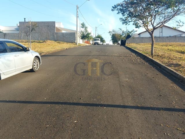 Terreno com 250m², à venda, no bairro Jardim São Lucas em Salto de Pirapora