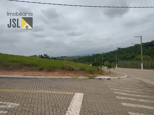Terreno com 1399m², à venda, no bairro Condomínio Terras de Santa Mariana em Caçapava