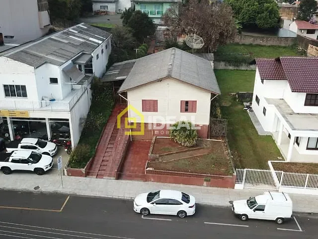 Terreno com 752m², à venda, no bairro Centro em Concórdia
