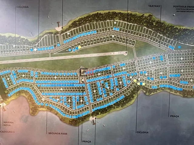Terreno com 808m², à venda, no bairro Paranagi em Sertaneja