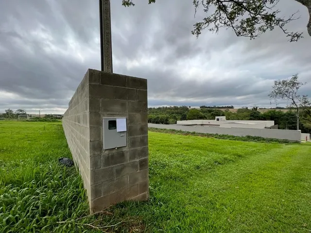 Terreno com 1350m², à venda, no bairro Condomínio Estancia Cabral em Cambé