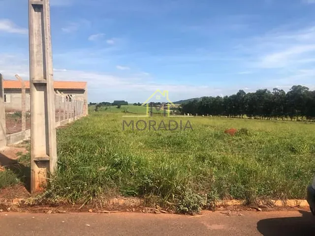Terreno com 796m², à venda, no bairro Santa Maria  em Pratinha