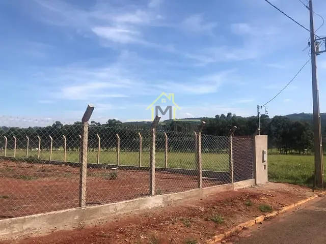 Terreno com 796m², à venda, no bairro Santa Maria  em Pratinha