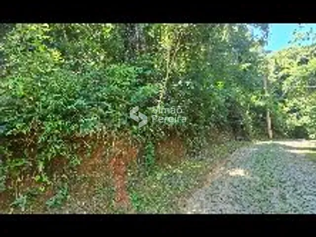 Terreno com 6080m², à venda, no bairro Balança em Simão Pereira