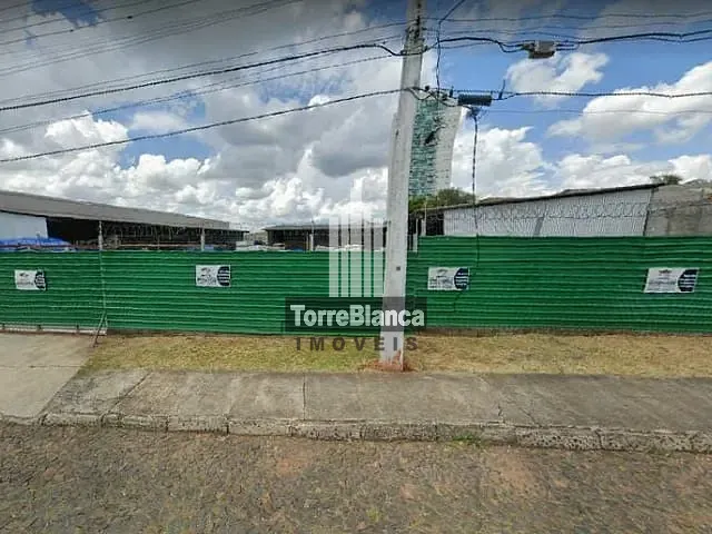 Terreno com 1378m², à venda, no bairro Uvaranas em Ponta Grossa