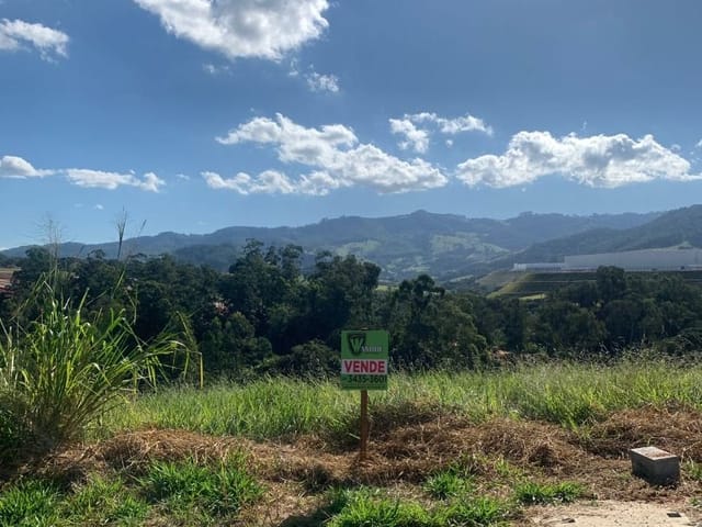Terreno com 200m², à venda, no bairro Ponte Nova em Extrema